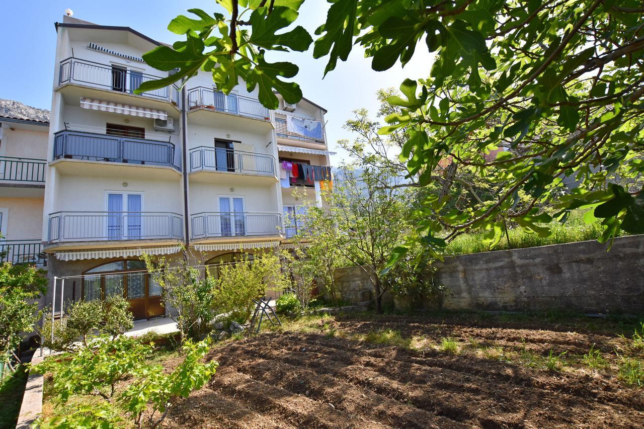 Apartment Angelina Brela Exterior photo